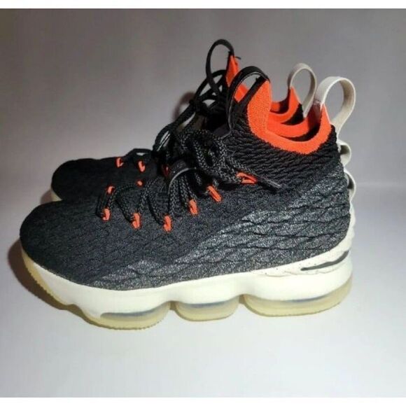 Nike Lebron XV 15 "Bright Crimson" Black 6Y - Picture 2 of 7